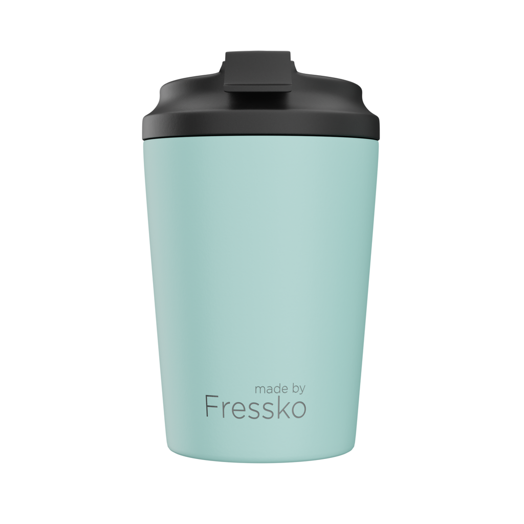 Fresko reusable cup in blue with a black lid