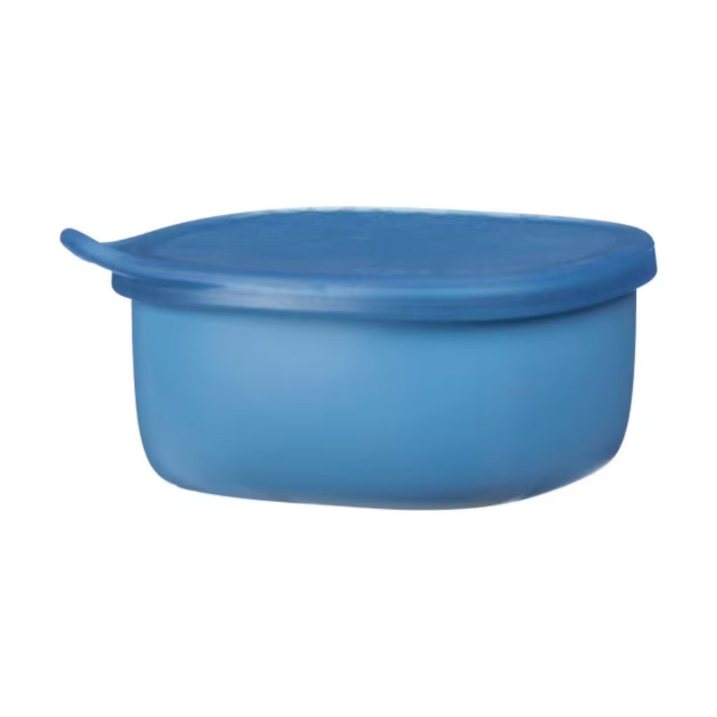 B.Box - Lunch Tub - Ocean. Plastic food container in blue with a lid